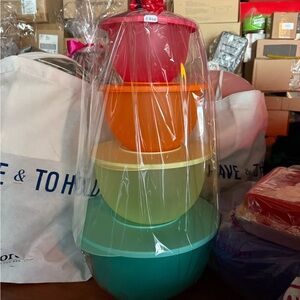 Tupperware Multicolor Nesting Bowls